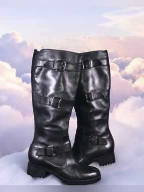 🎁 Karl Lagerfeld NWOT Size 7.5 M